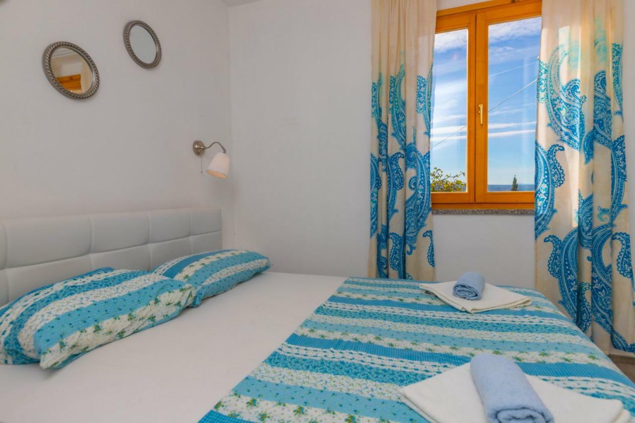 Apartments Maris Crikvenica Ngoại thất bức ảnh