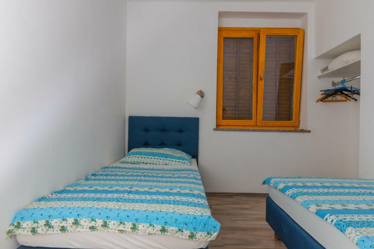 Apartments Maris Crikvenica Ngoại thất bức ảnh